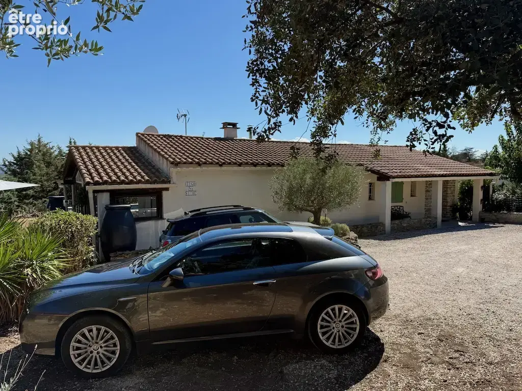 Maison 130 m² à La Liviniere  - photo 4