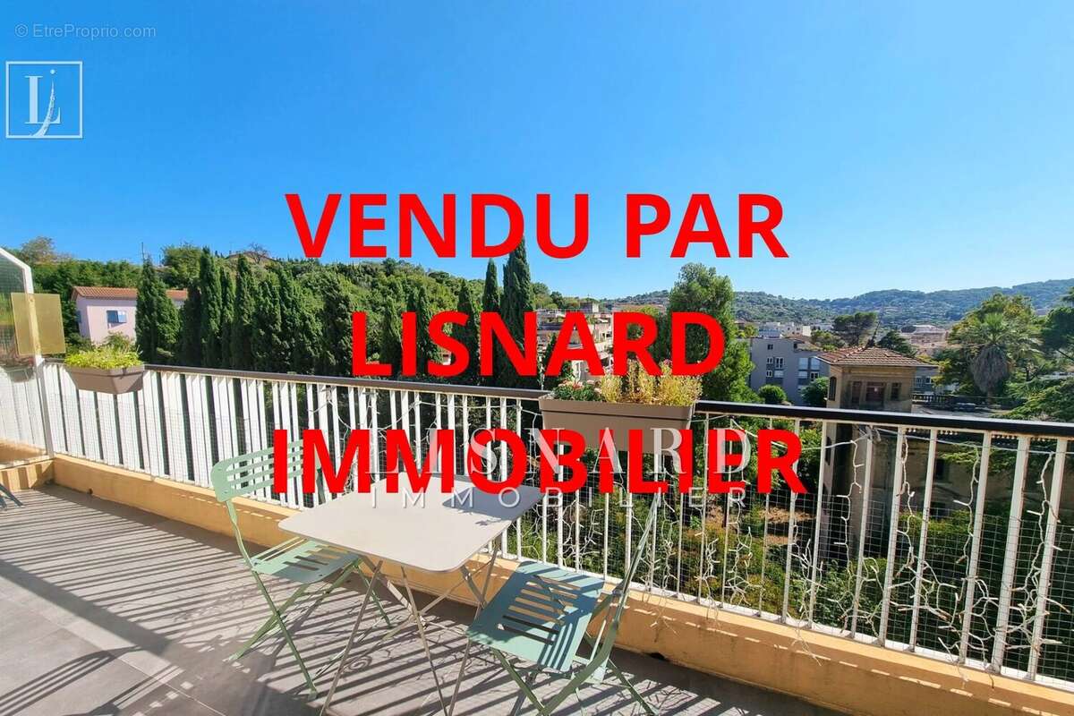 Appartement à VALLAURIS