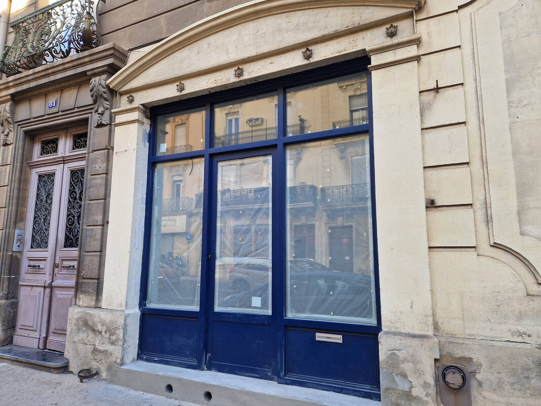 Commerce à BEZIERS