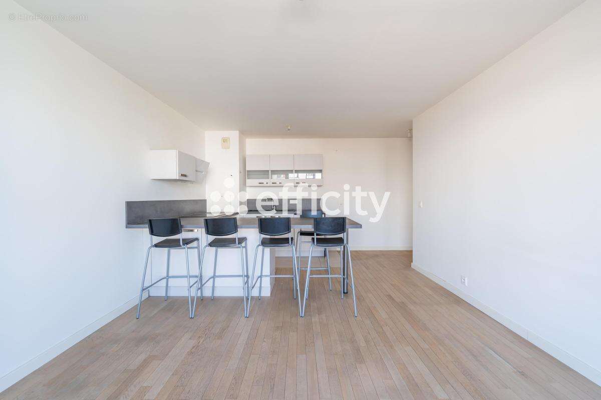 Appartement à CACHAN