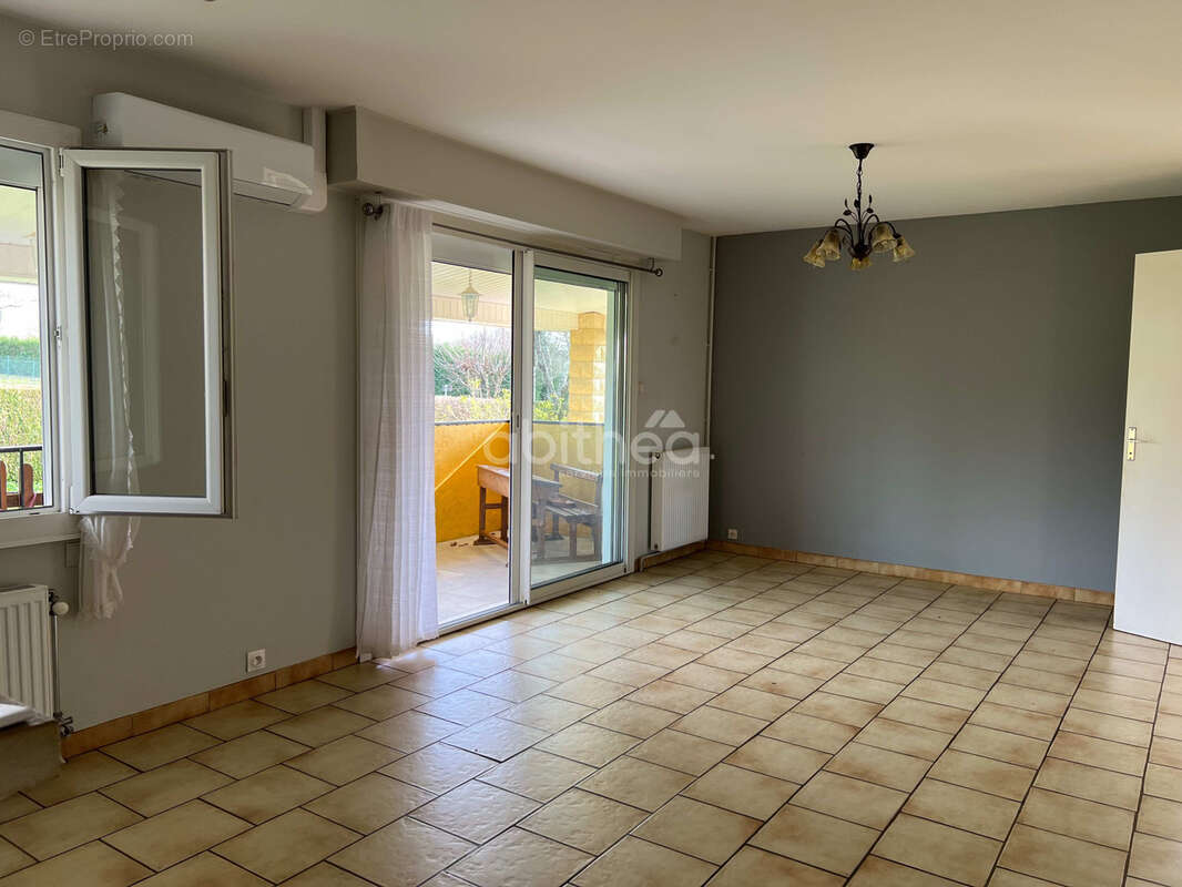 Maison à MAZIERES