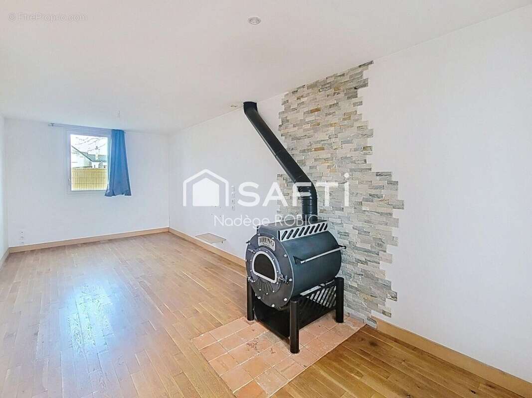 Photo 3 - Maison à SEICHES-SUR-LE-LOIR