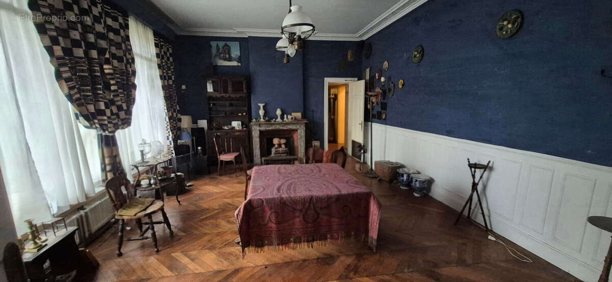 Maison à VILLERS-COTTERETS