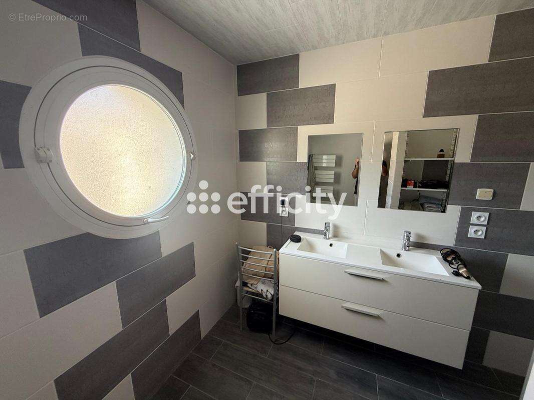 Maison 172 m² à Poiroux  - photo 16