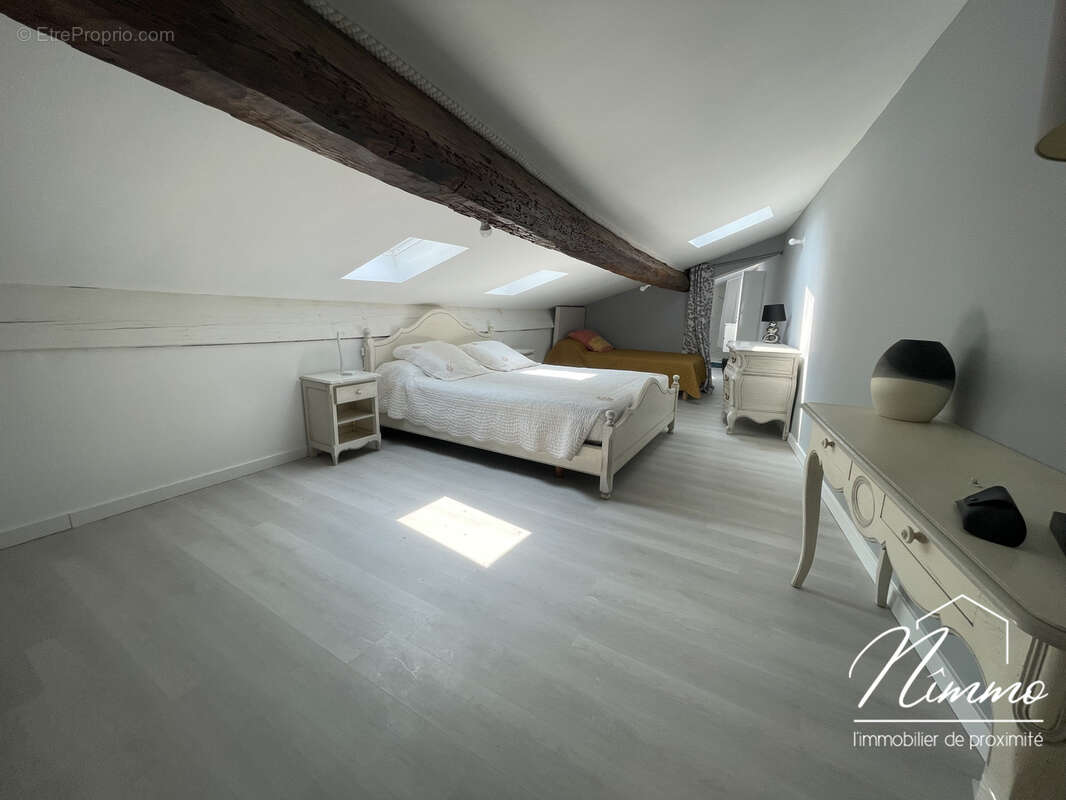 Appartement à NIMES