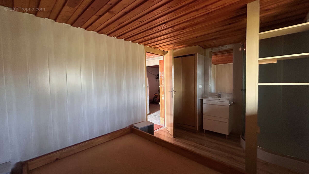 Maison avec terrain sur une parcelle de 5.610 m2 - photo 16