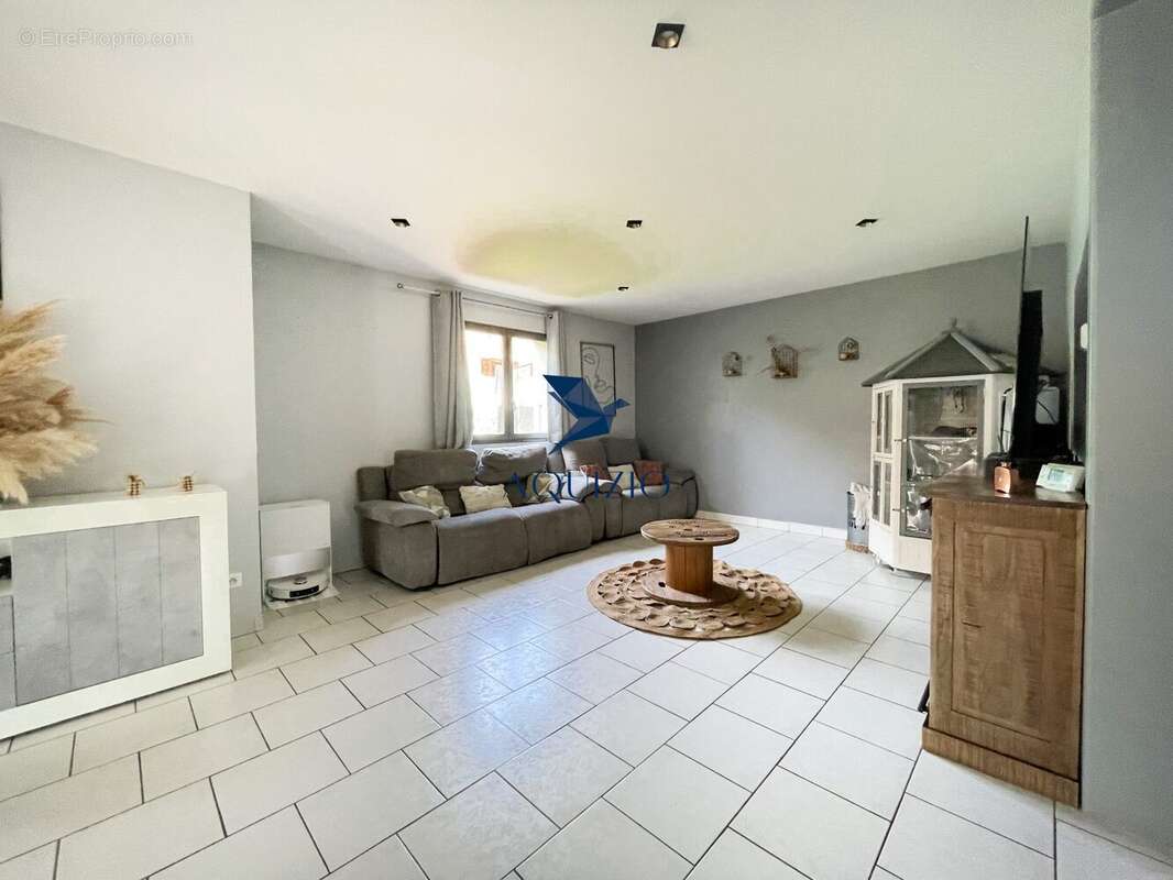 Maison à PEILLONNEX