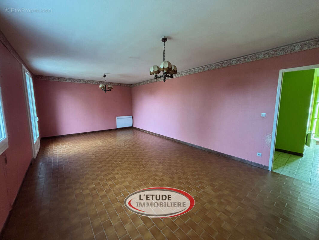 Photo 3 - Maison à LIGNE