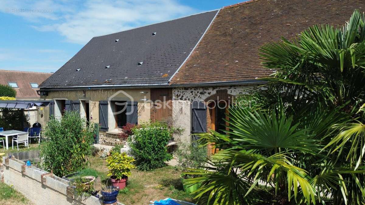Longère évolutive avec dépendances - photo 3