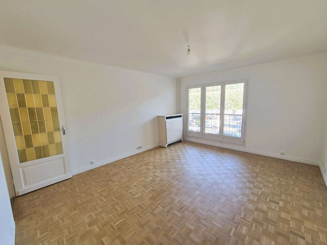 Appartement à NOGENT-SUR-MARNE