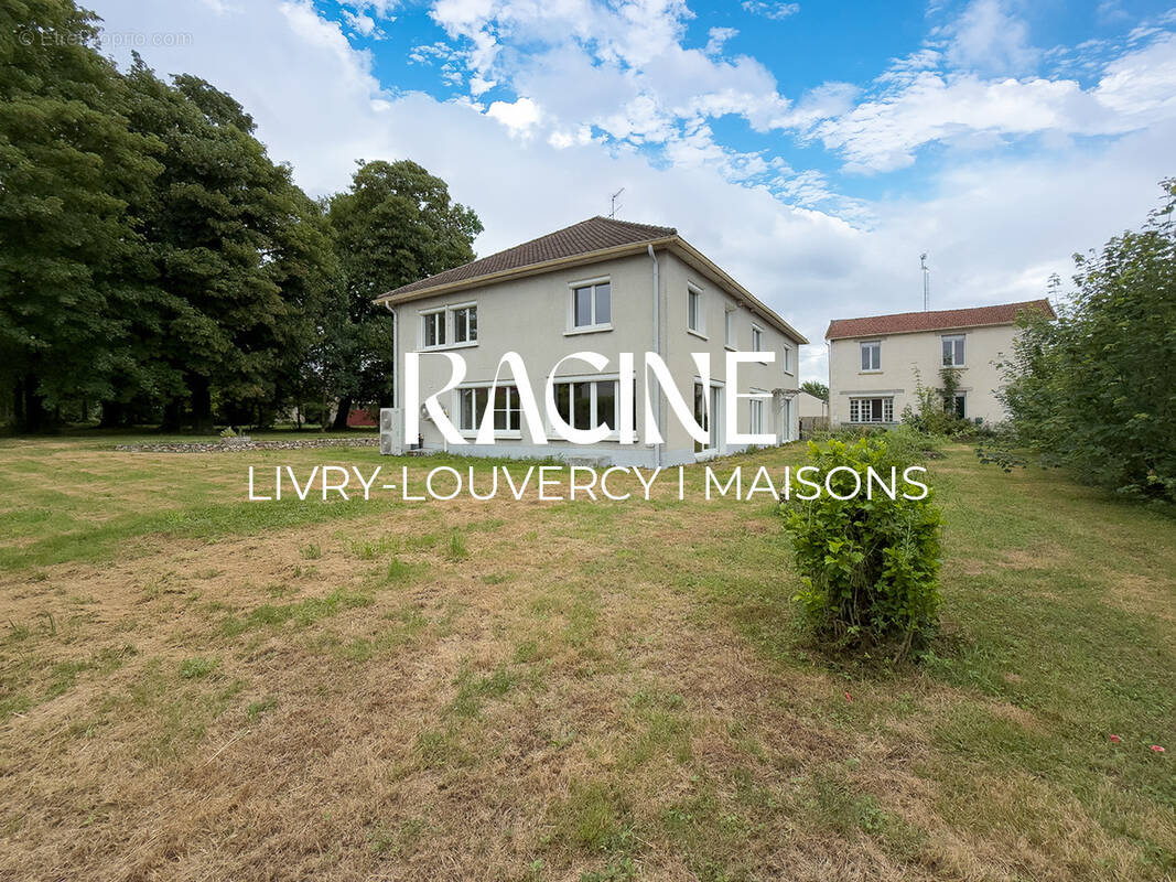 Maison à LIVRY-LOUVERCY
