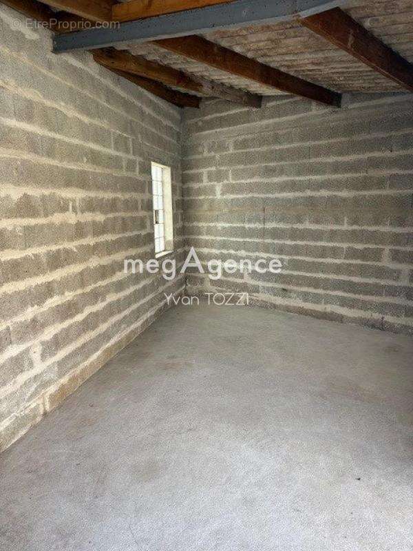 Parking à LES SABLES-D&#039;OLONNE