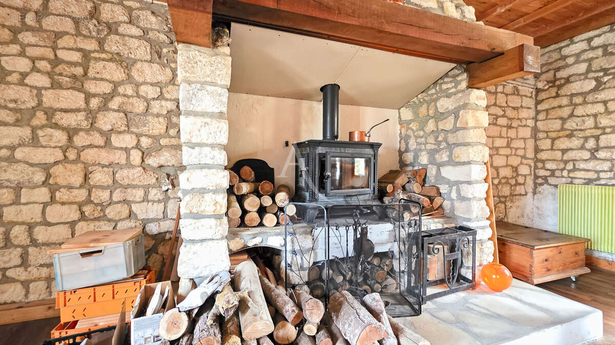 Maison à FREMECOURT