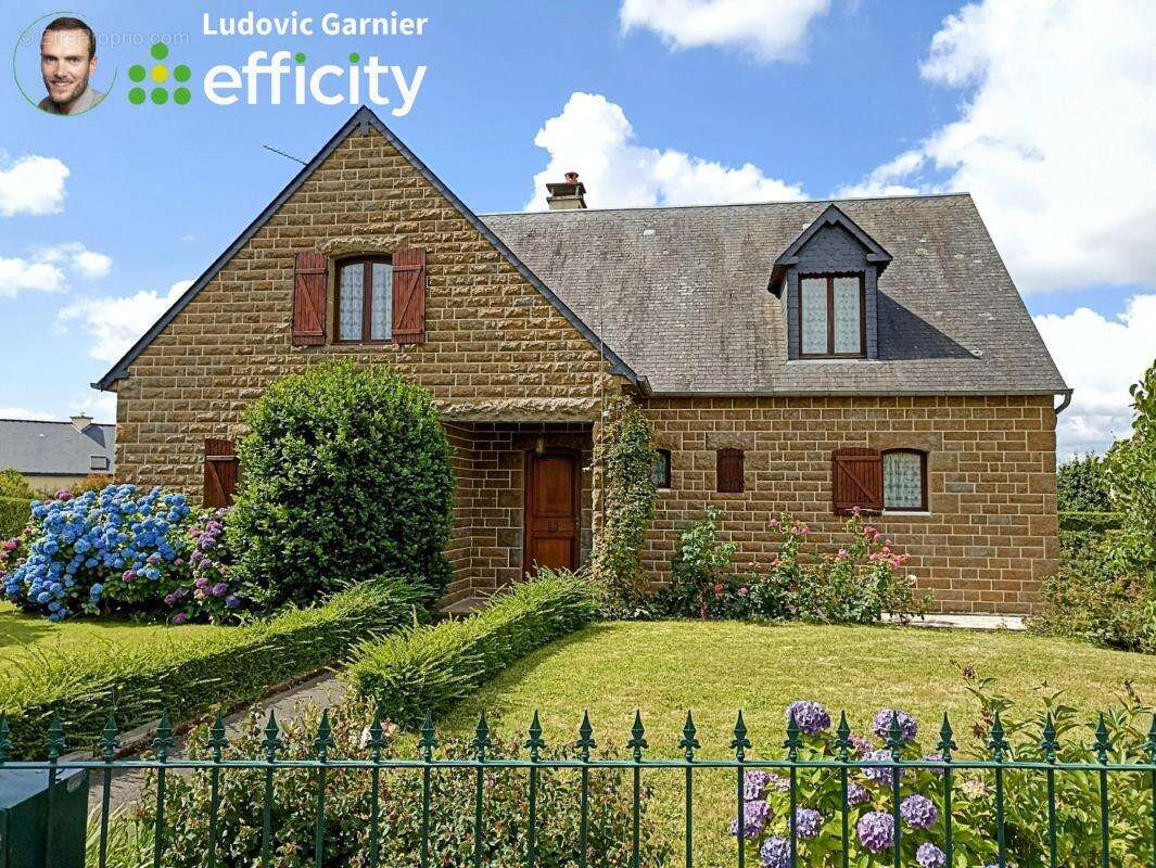 Maison à SAINT-HILAIRE-DU-HARCOUET