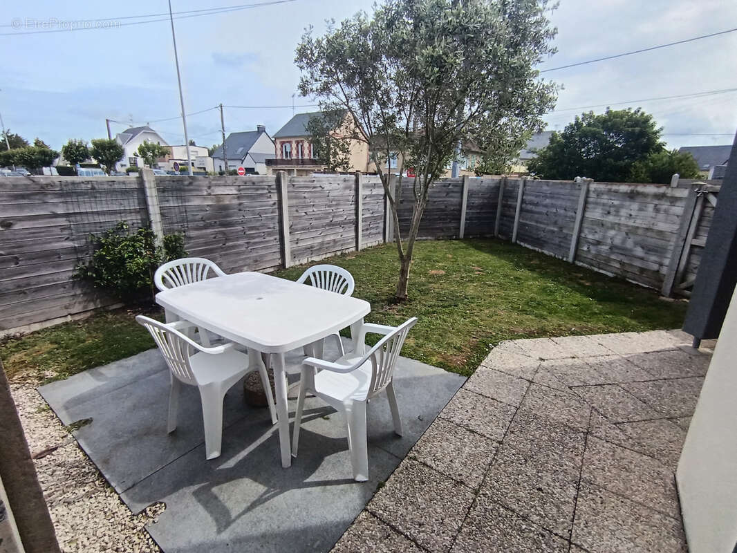 Maison à SAINT-PAIR-SUR-MER