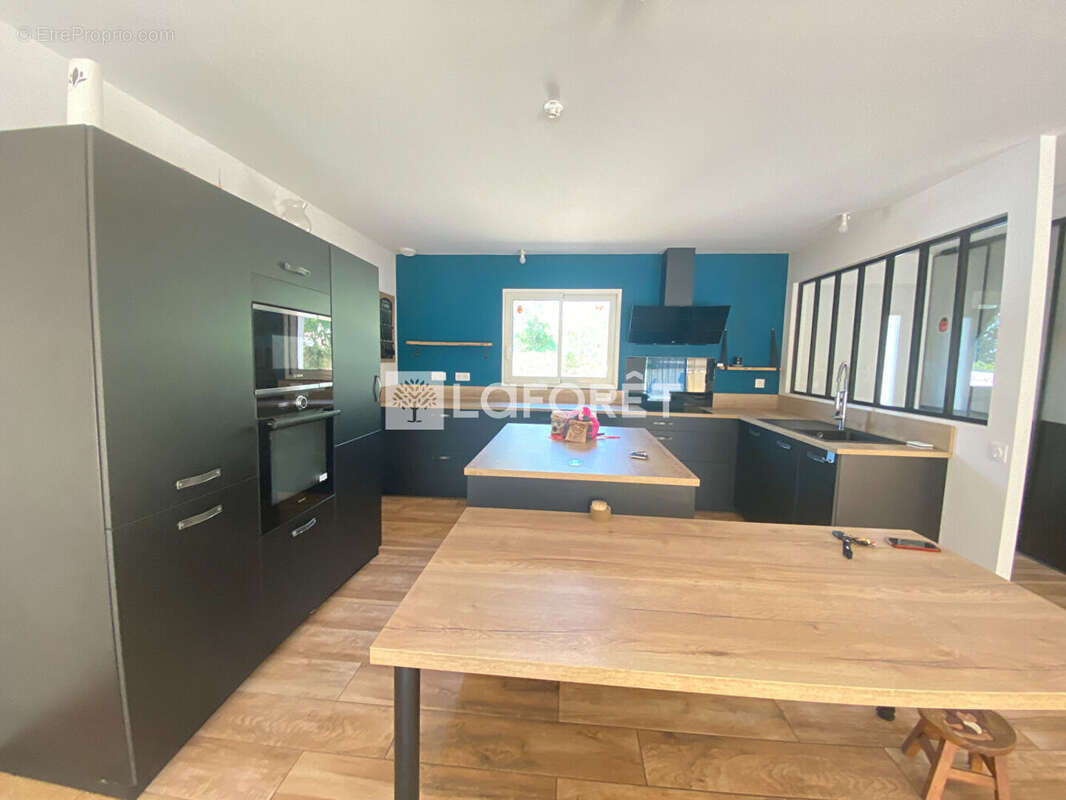 Maison à SAINT-JEAN-DU-FALGA