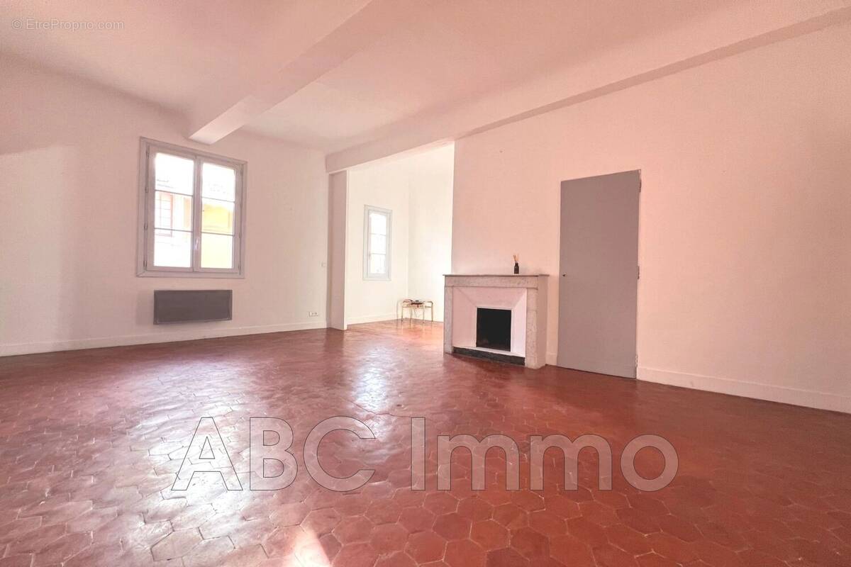 Appartement à AIX-EN-PROVENCE