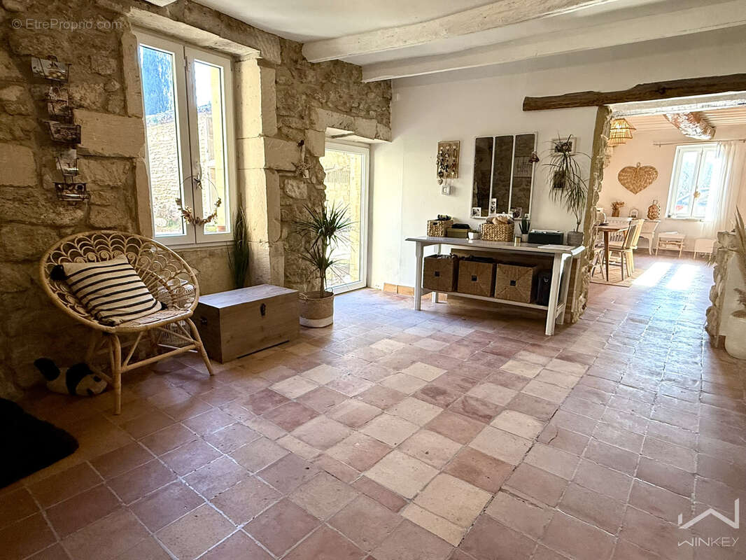 Maison à GRIGNAN