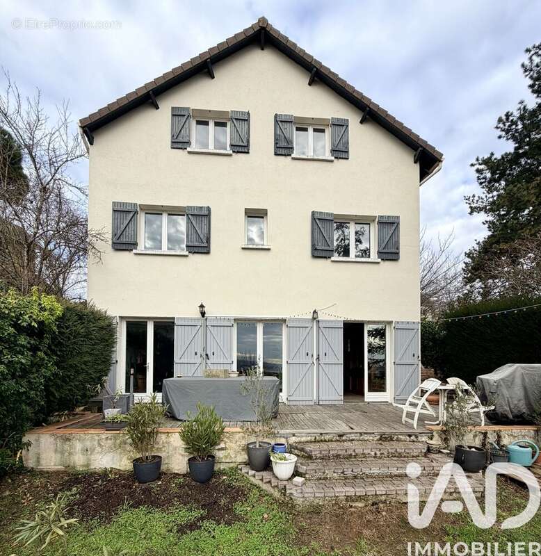 Photo 2 - Maison à JUZIERS