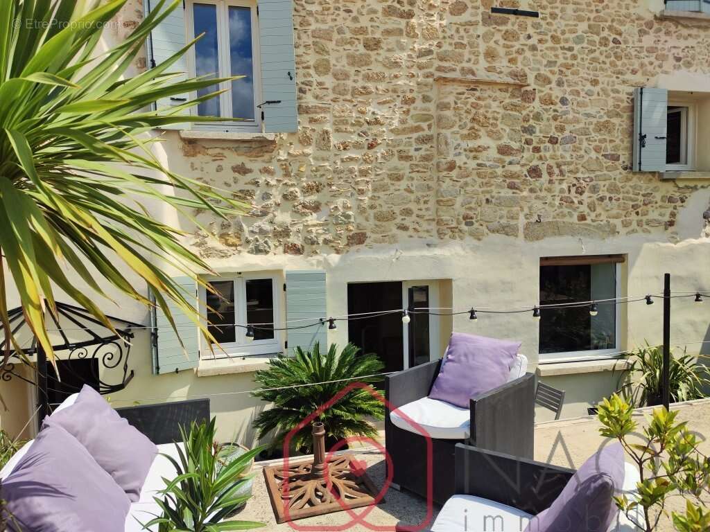 Maison à PUISSERGUIER