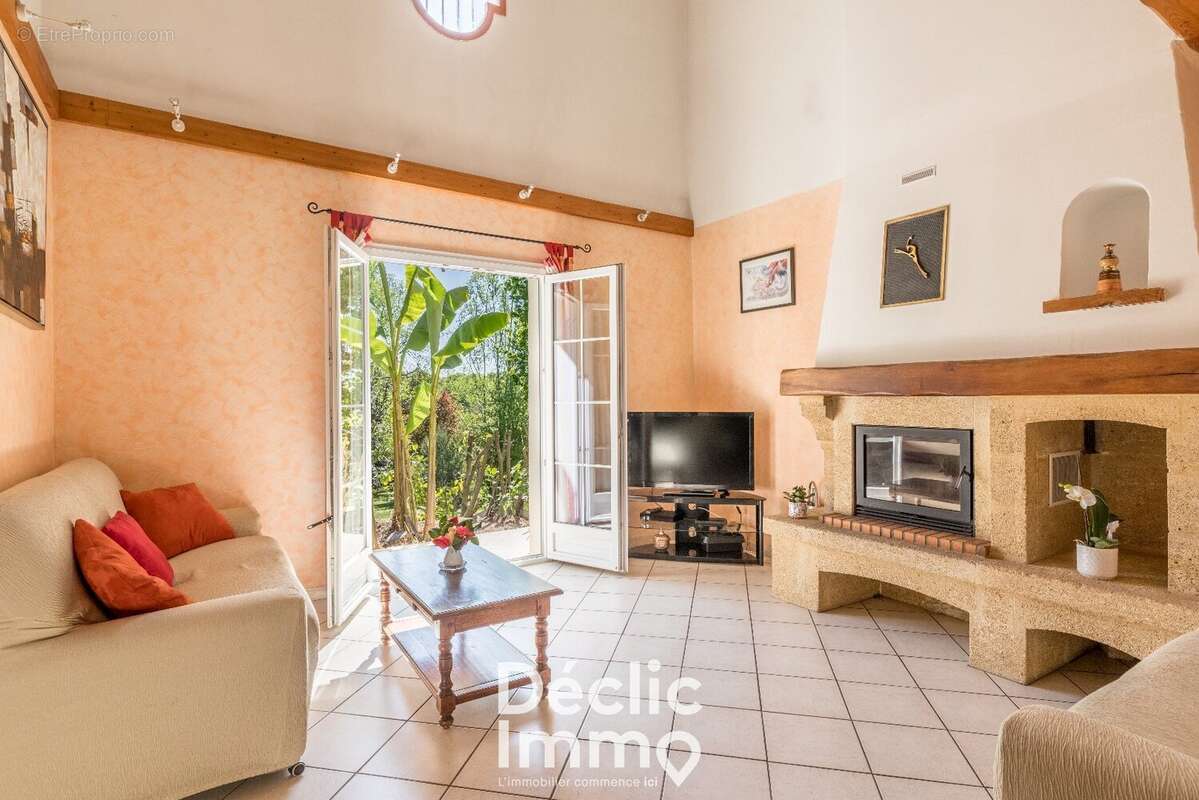 Maison à CARIGNAN-DE-BORDEAUX