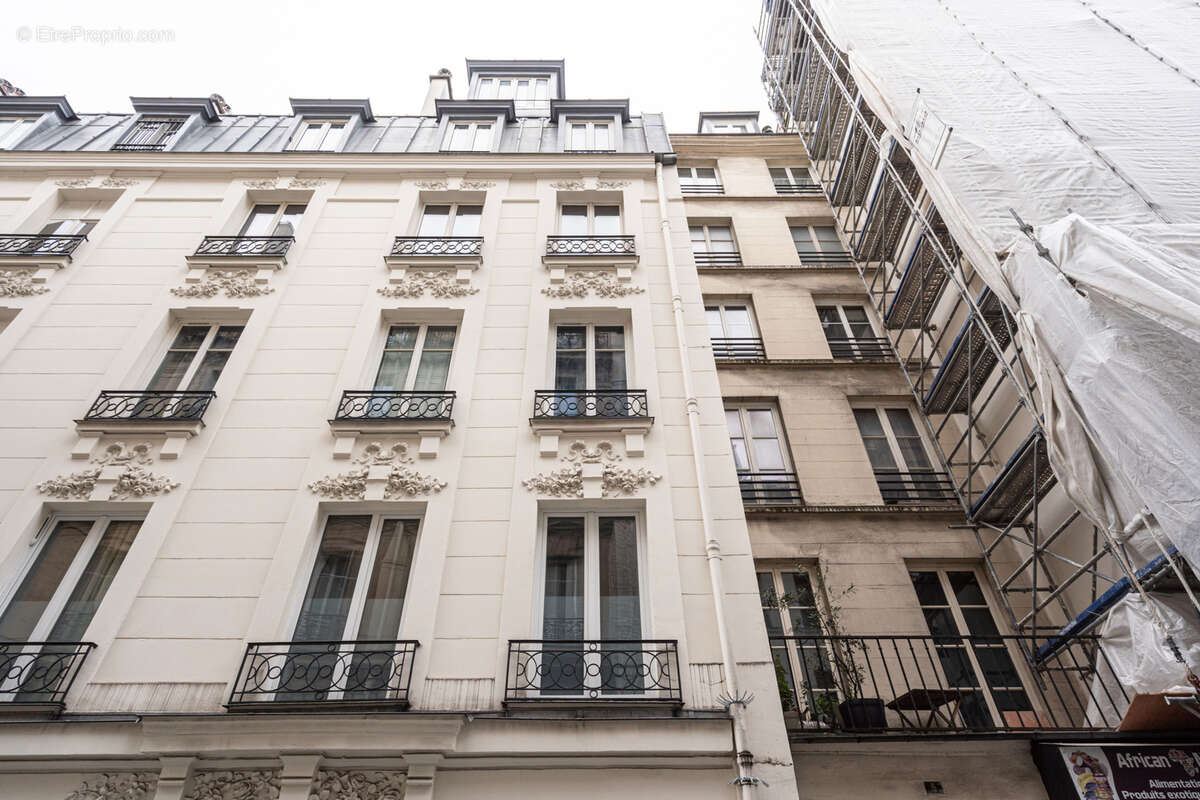 Appartement à PARIS-3E