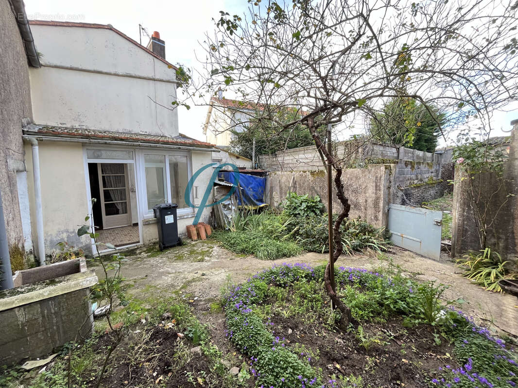 Maison à LE FUILET