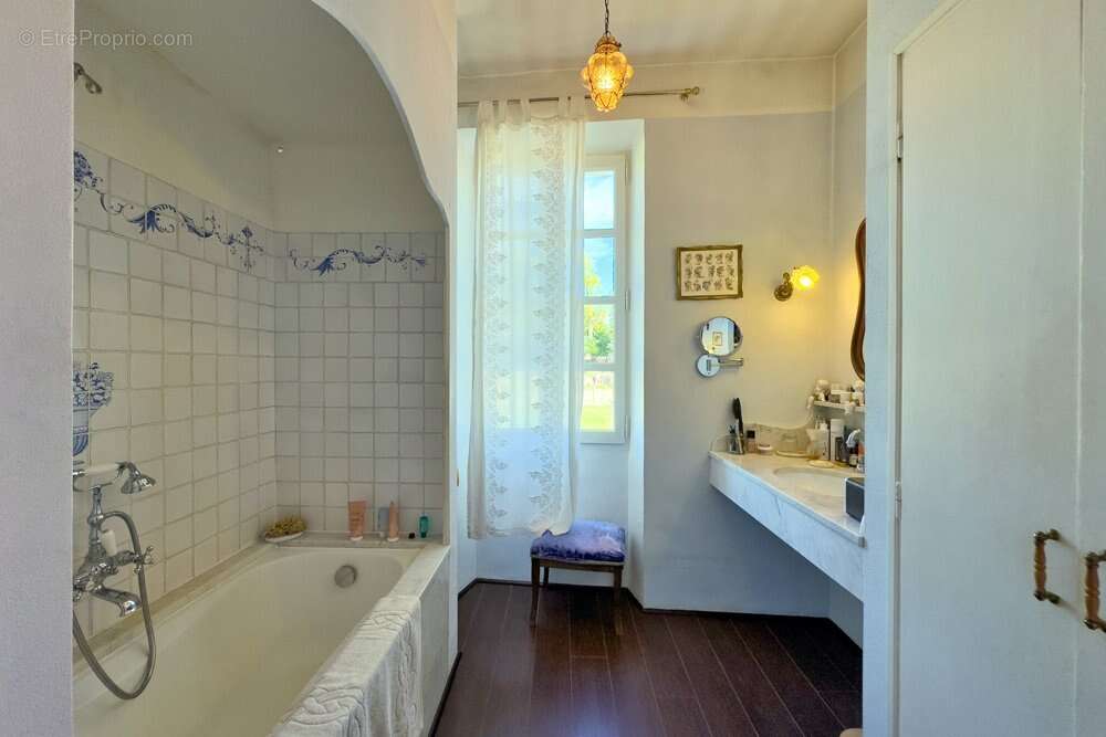 Maison à VAISON-LA-ROMAINE