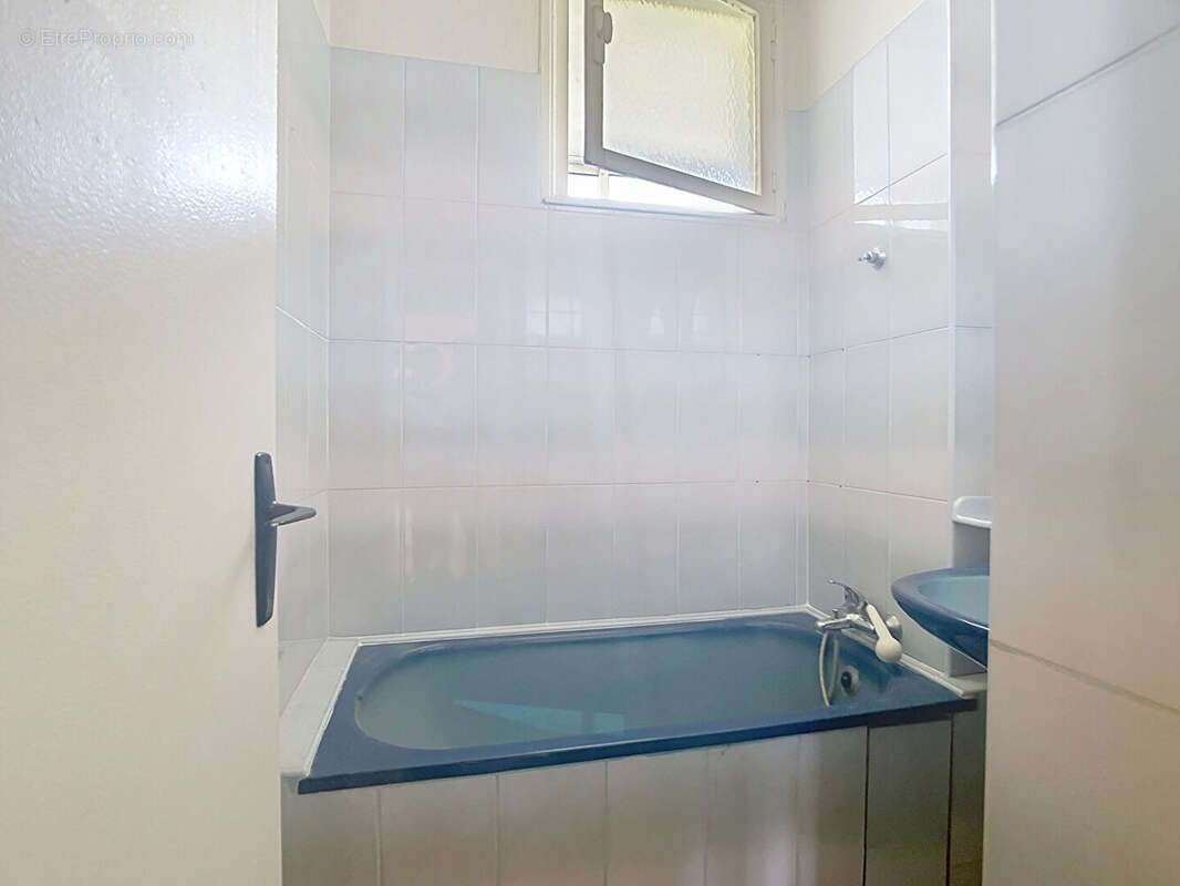 Appartement 4 pièces à vendre à Marseille  vue sur mer  - Quartier Beauvallon - Morgiou - photo 9