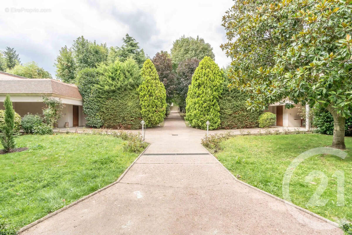 Maison à CHAMPIGNY-SUR-MARNE