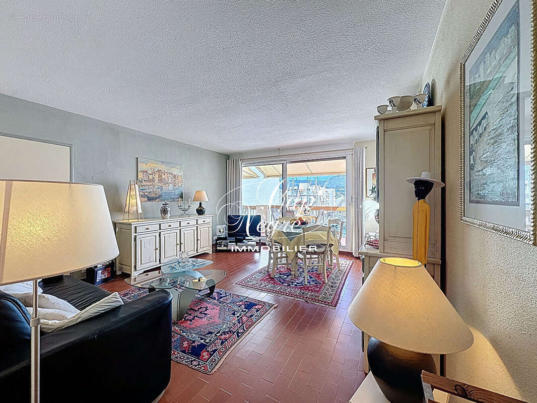 Appartement à BORMES-LES-MIMOSAS