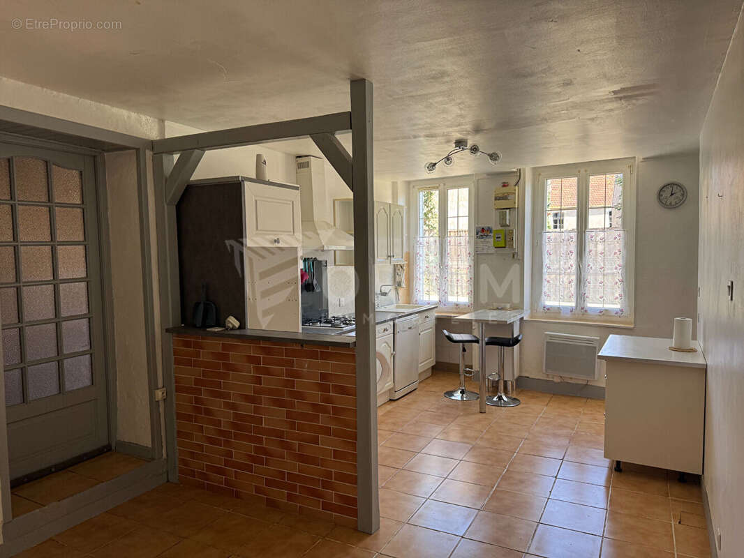 Maison à ALLIGNY-COSNE