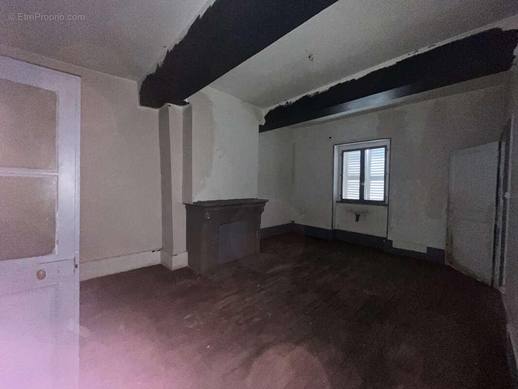 Appartement à MOULINS