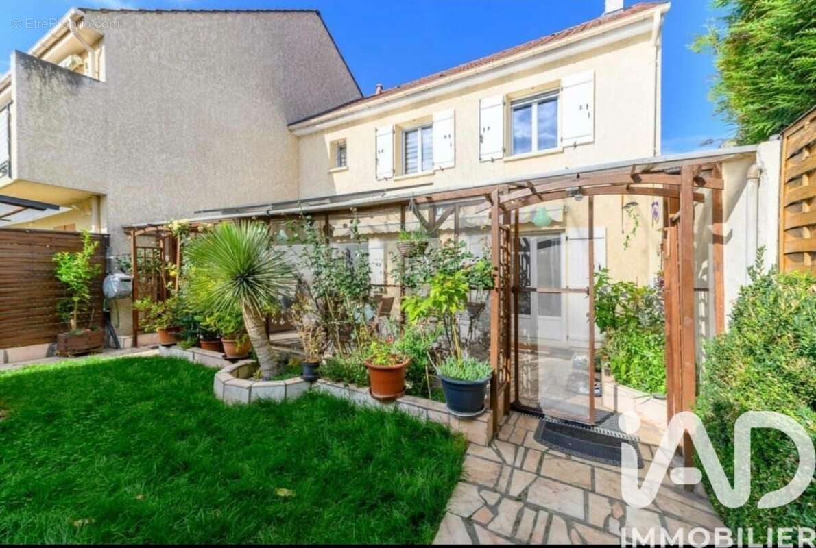 Photo 8 - Maison à CLAYE-SOUILLY