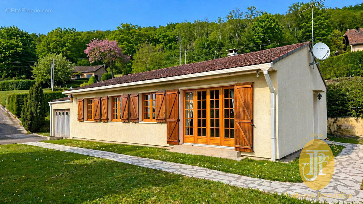 Maison à PORT-MORT