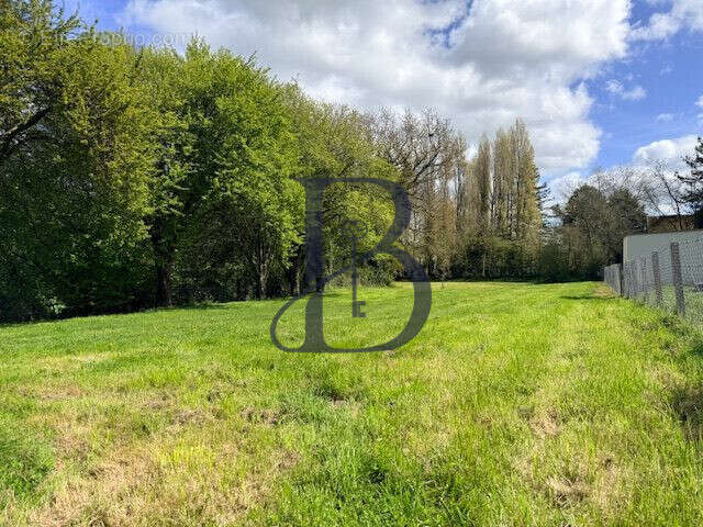 Terrain à BREHAL