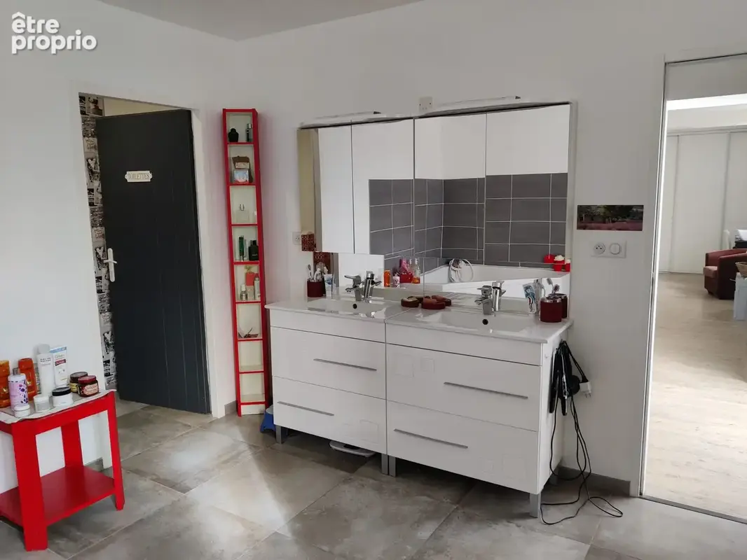 Maison 6 pièces 260 m² à vendre à Sainte-Radegonde (86300) - photo 8