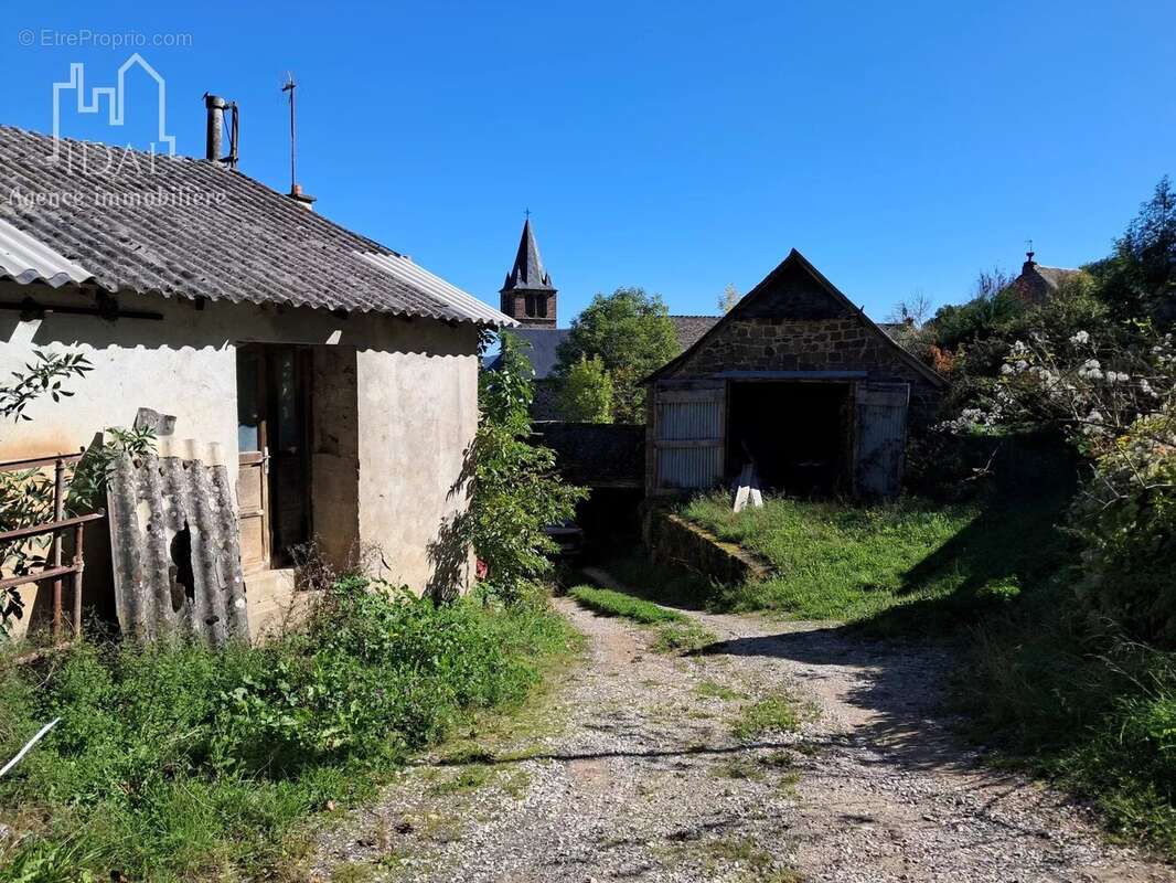 Maison à SAINT-PIERRE-DE-NOGARET