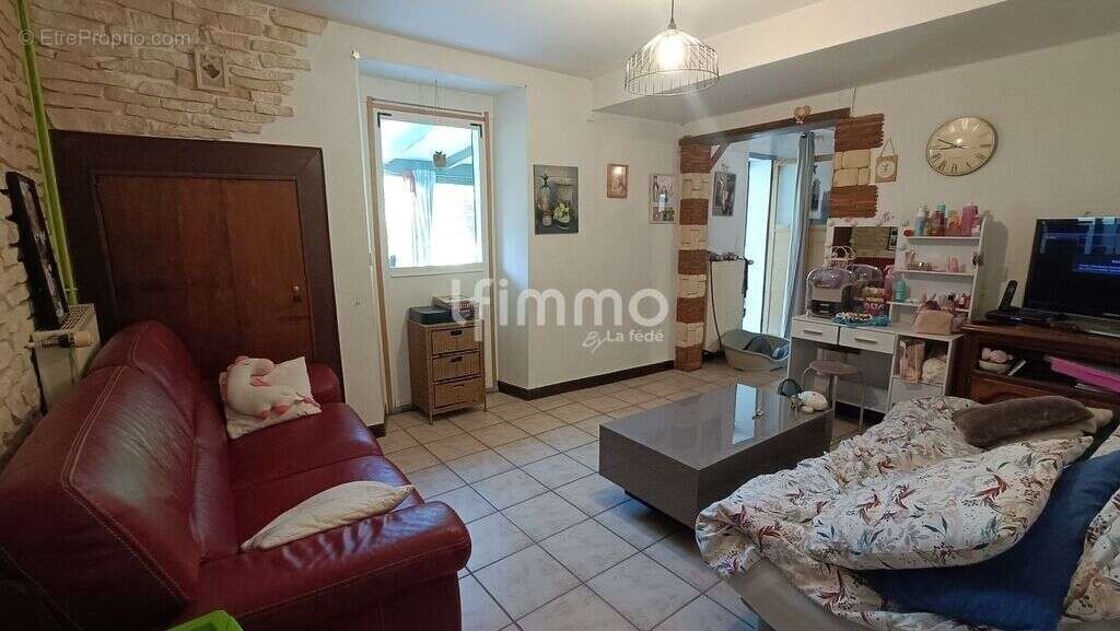 Maison avec dépendances donnant sur jardin bucolique – Proche Pr - photo 6