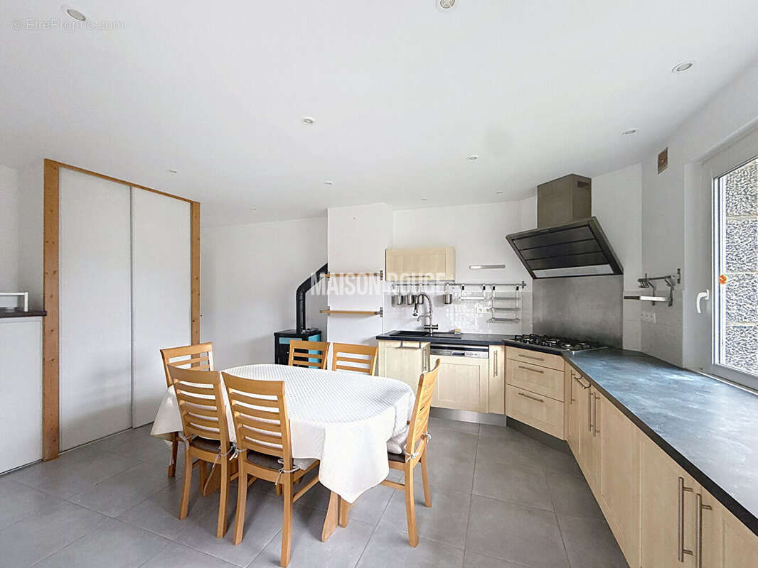 Maison à MINIAC-MORVAN