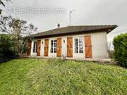 Maison à CHEMILLY-SUR-YONNE