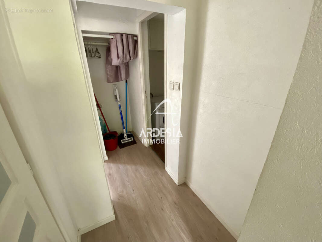 Appartement à SAINT-JULIEN-MONT-DENIS