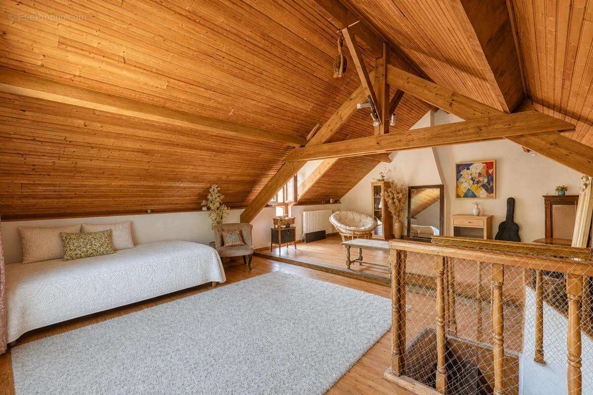 À vendre – Maison familiale - photo 18