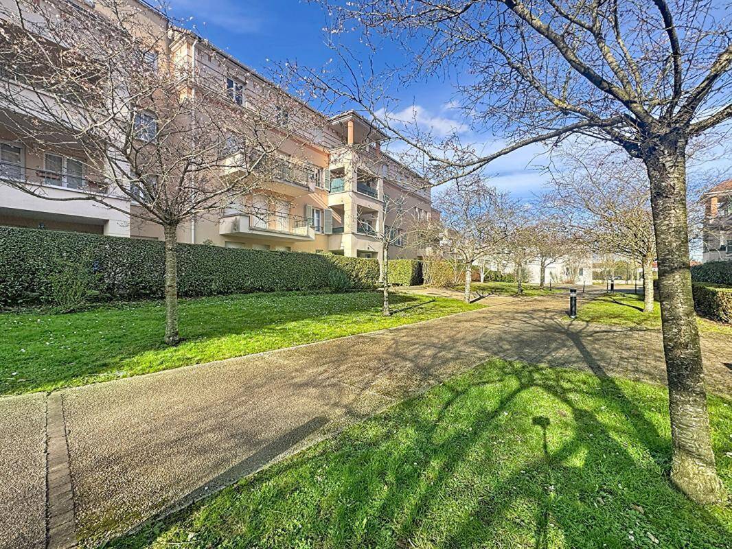 Appartement à ELANCOURT