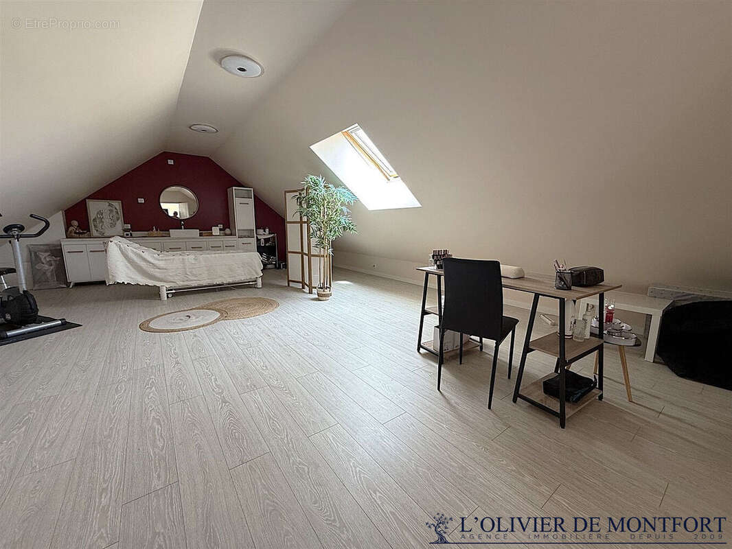 Maison à MONTFORT-L'AMAURY