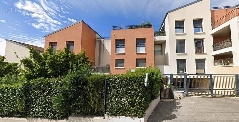 Appartement à MARSEILLE-16E