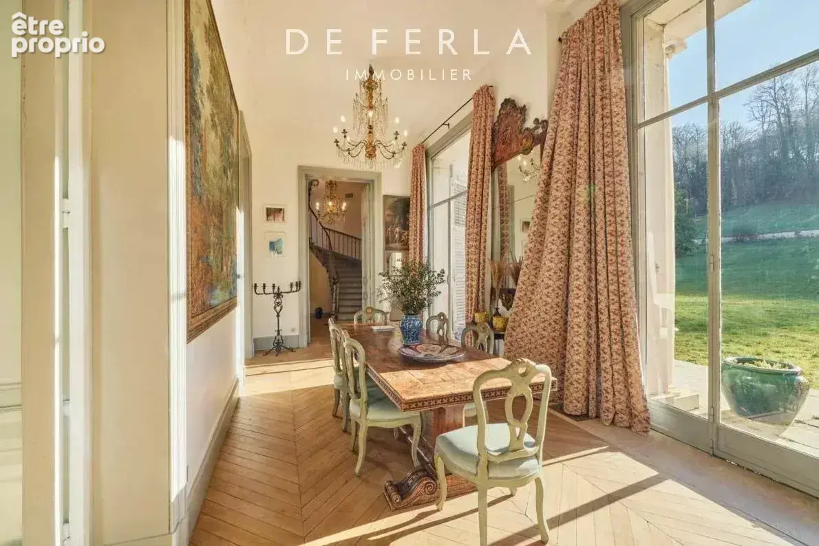 Château d'exception - Proximité de Fontainebleau - 1200 m² - photo 11