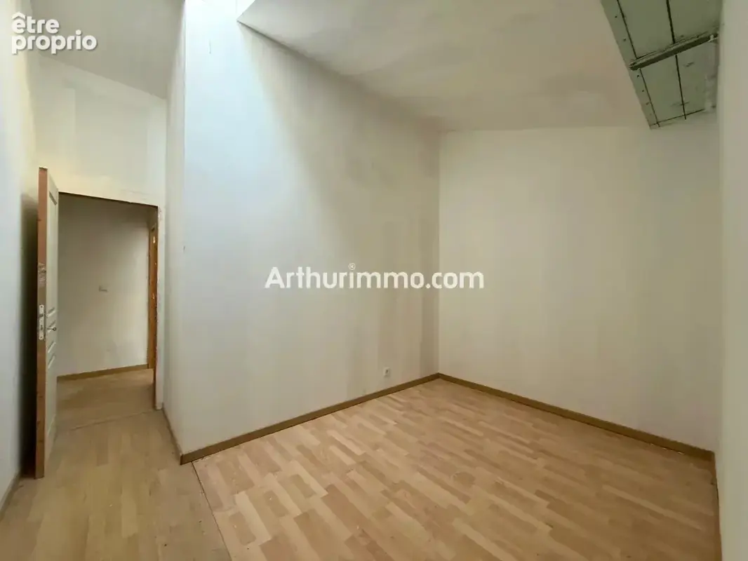 Exclusivité – lons-le-saunier centre – t3 133 m² à finaliser – fort potentiel - photo 9