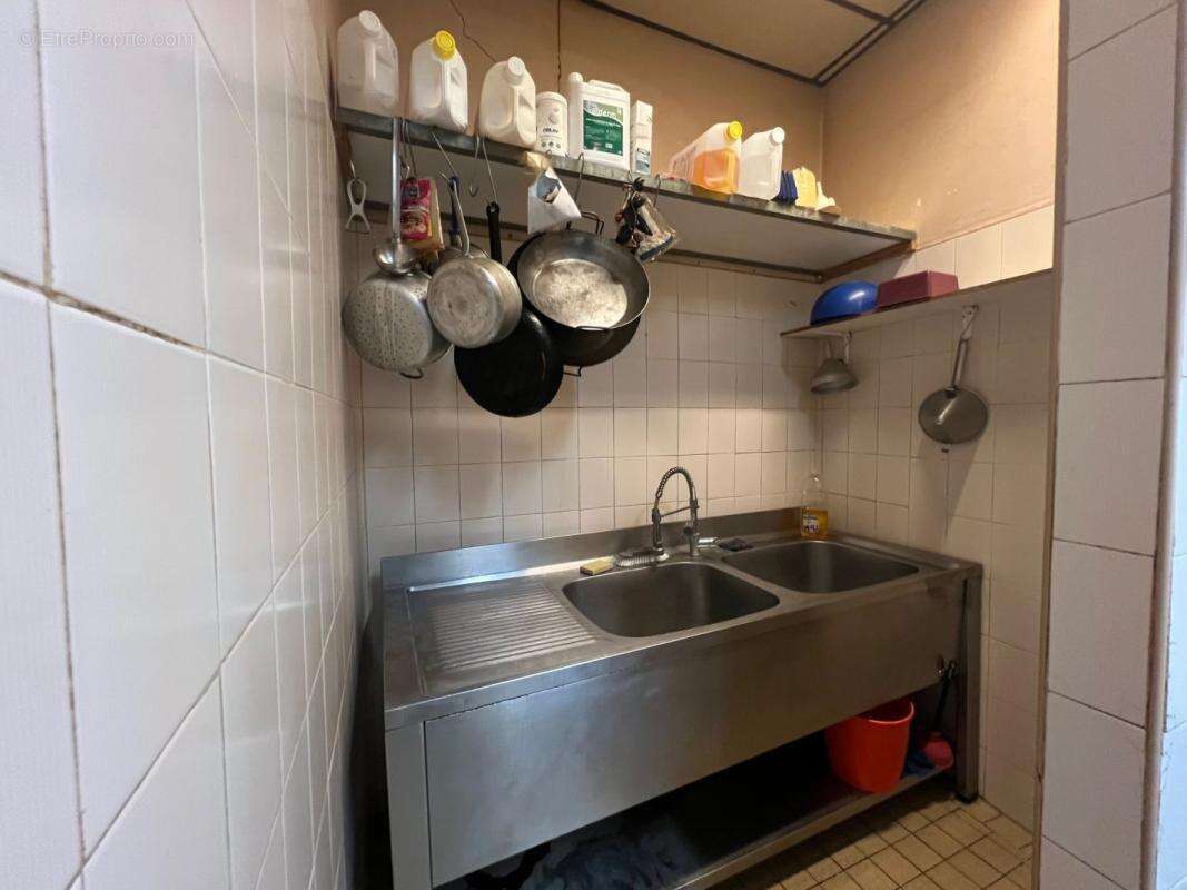 Commerce à OLARGUES