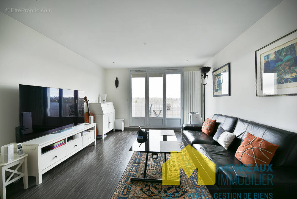 Appartement à EPINAY-SUR-ORGE